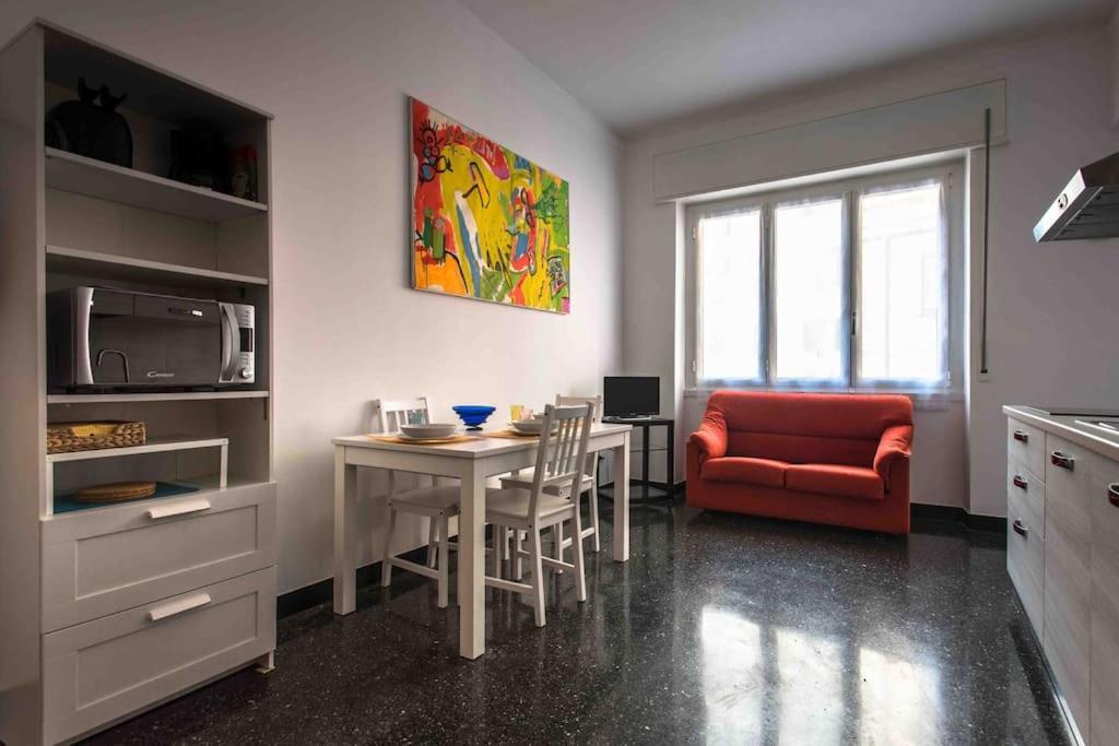 Apartment A Due Passi Dall'Acquario Parking Free Genoa